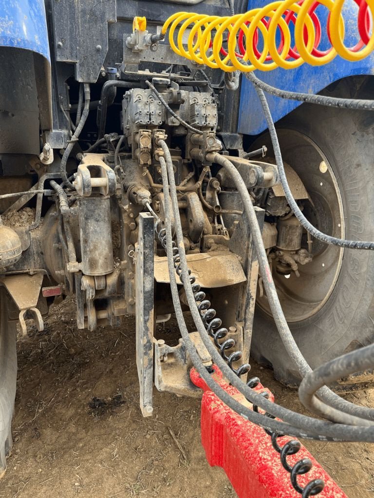 Traktor tipa New Holland T7.245  ac  N°29, Gebrauchtmaschine u Marolles (Slika 6)