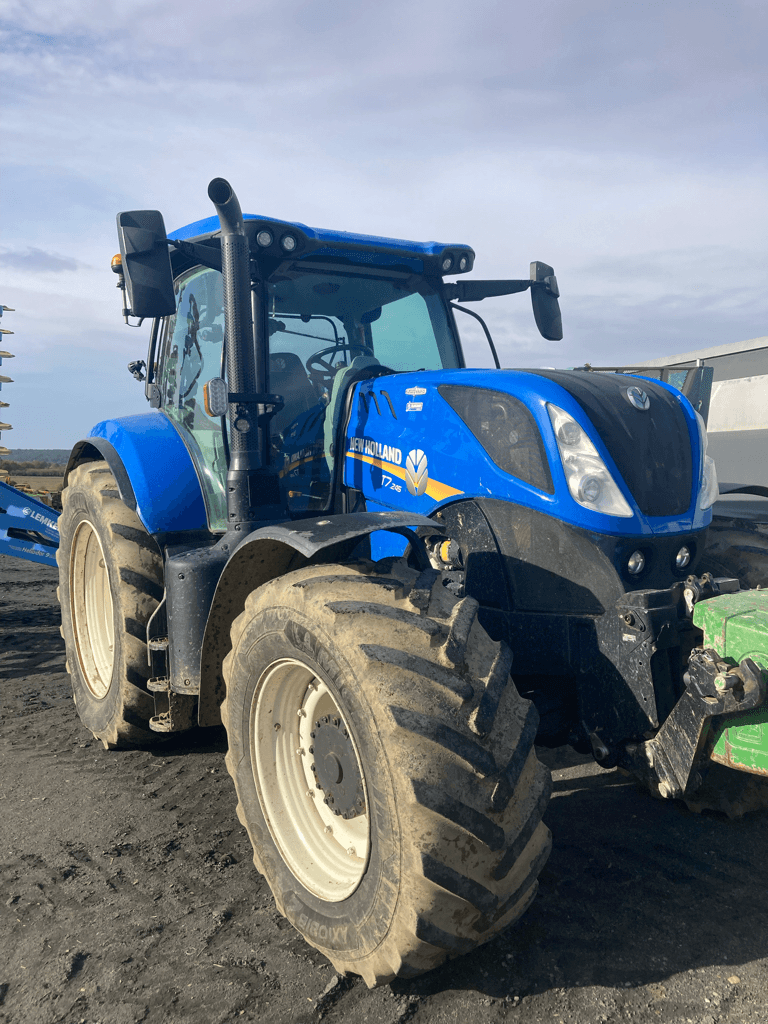 Traktor типа New Holland T7.245 AC S5, Gebrauchtmaschine в TREMEUR (Фотография 2)