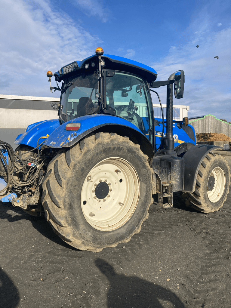 Traktor типа New Holland T7.245 AC S5, Gebrauchtmaschine в TREMEUR (Фотография 4)
