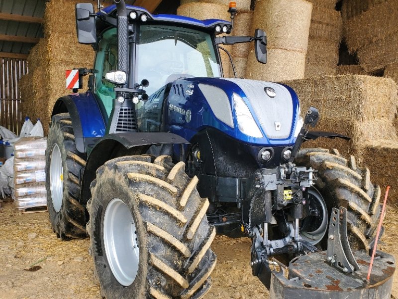 Traktor del tipo New Holland T7.245 AC, Gebrauchtmaschine en MAYENNE