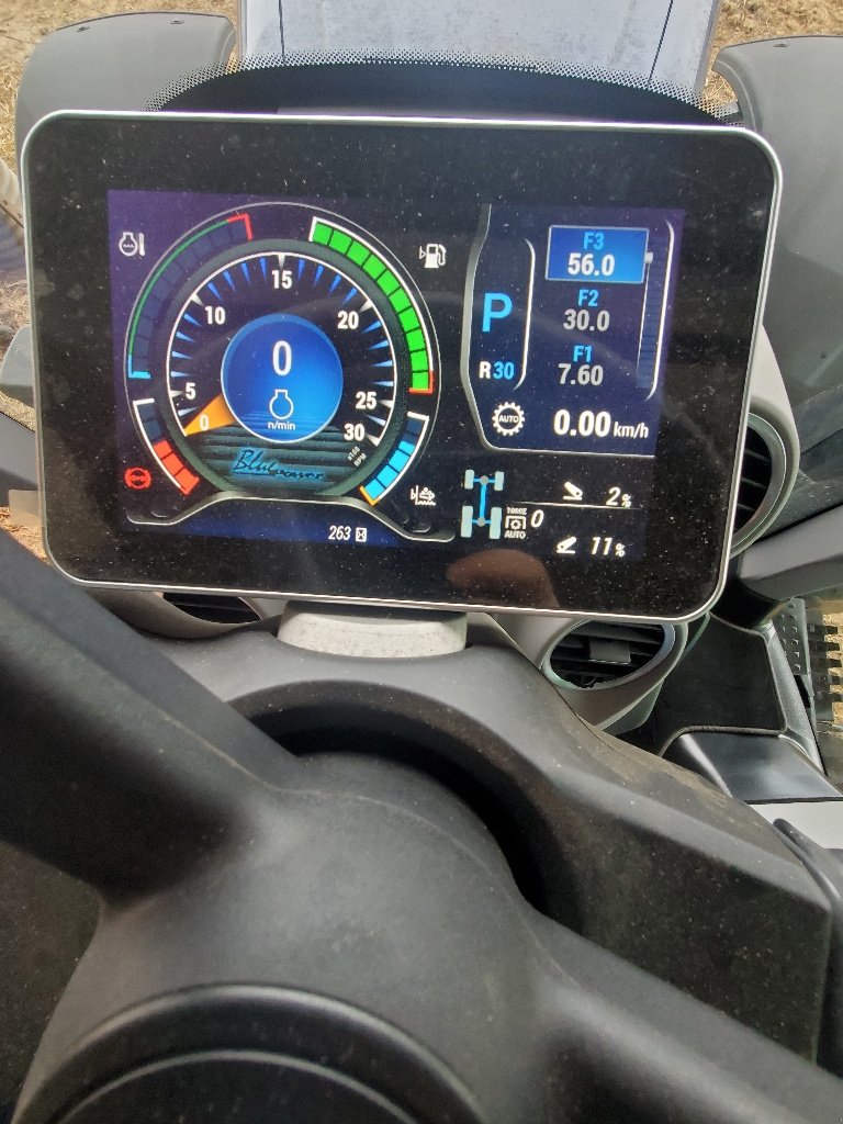 Traktor typu New Holland T7.245 AC, Gebrauchtmaschine w MAYENNE (Zdjęcie 2)