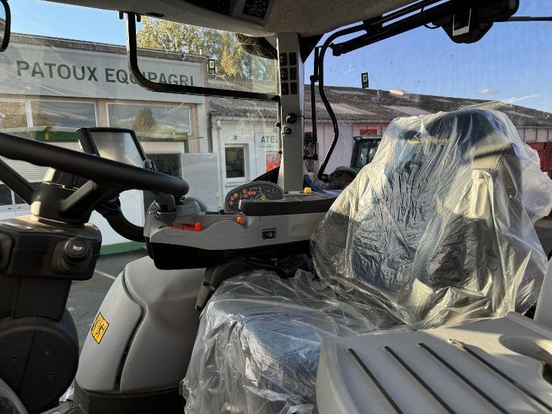 Traktor del tipo New Holland T7.245 AC, Gebrauchtmaschine en Wargnies Le Grand (Imagen 8)