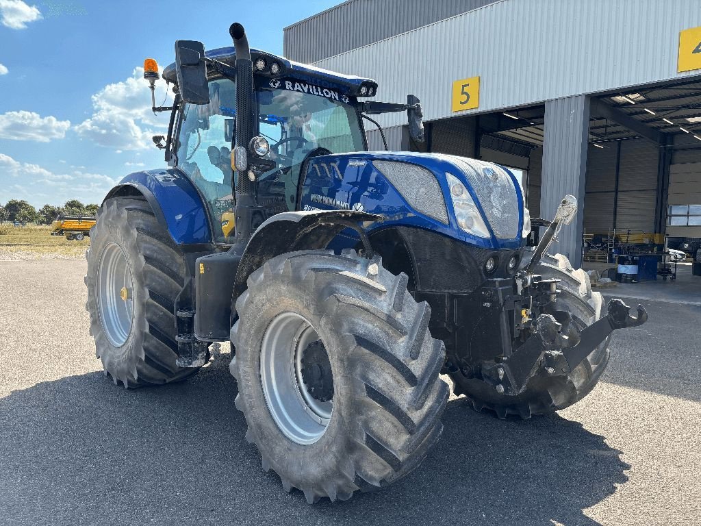 Traktor типа New Holland T7.245 AutoCommand, Gebrauchtmaschine в VERT TOULON (Фотография 4)