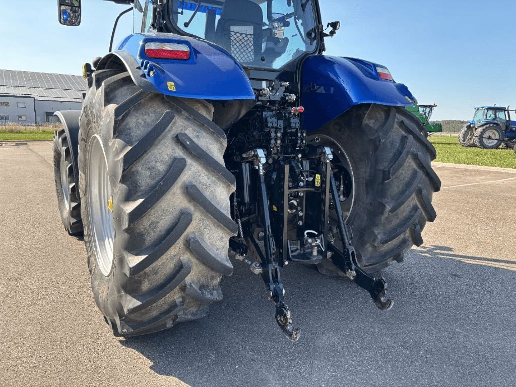 Traktor typu New Holland T7.245 AUTOCOMMAND, Gebrauchtmaschine v VERT TOULON (Obrázek 3)