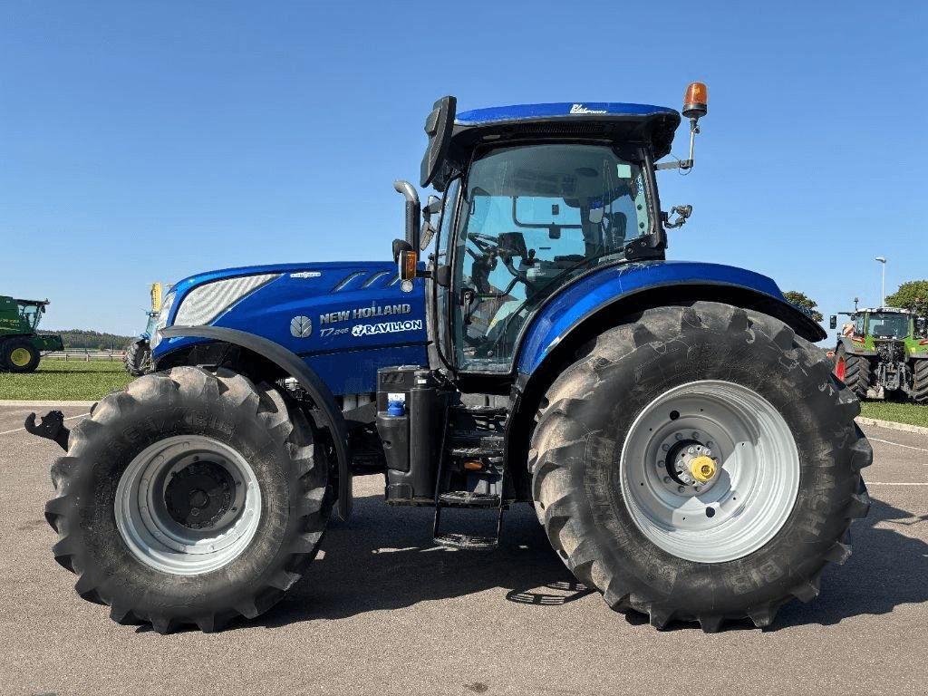 Traktor typu New Holland T7.245 AUTOCOMMAND, Gebrauchtmaschine v VERT TOULON (Obrázek 10)