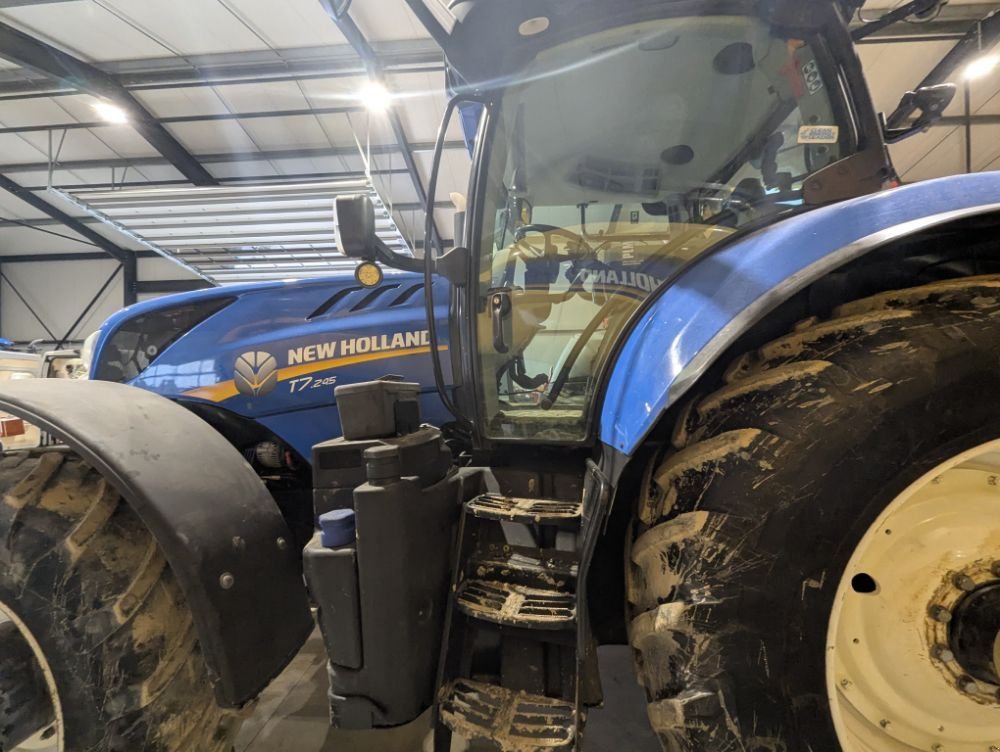 Traktor типа New Holland T7.245 PC, Gebrauchtmaschine в FRESNAY LE COMTE (Фотография 5)