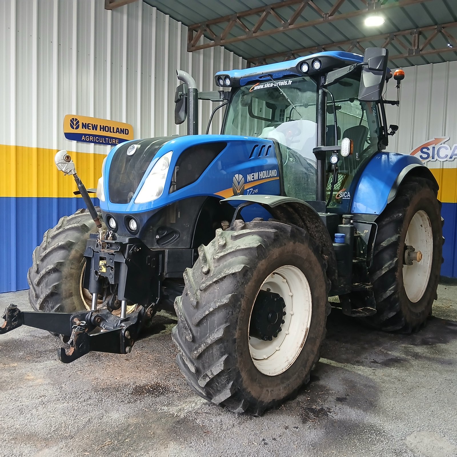 Traktor del tipo New Holland T7.245 P.C., Gebrauchtmaschine In HERLIN LE SEC (Immagine 1)