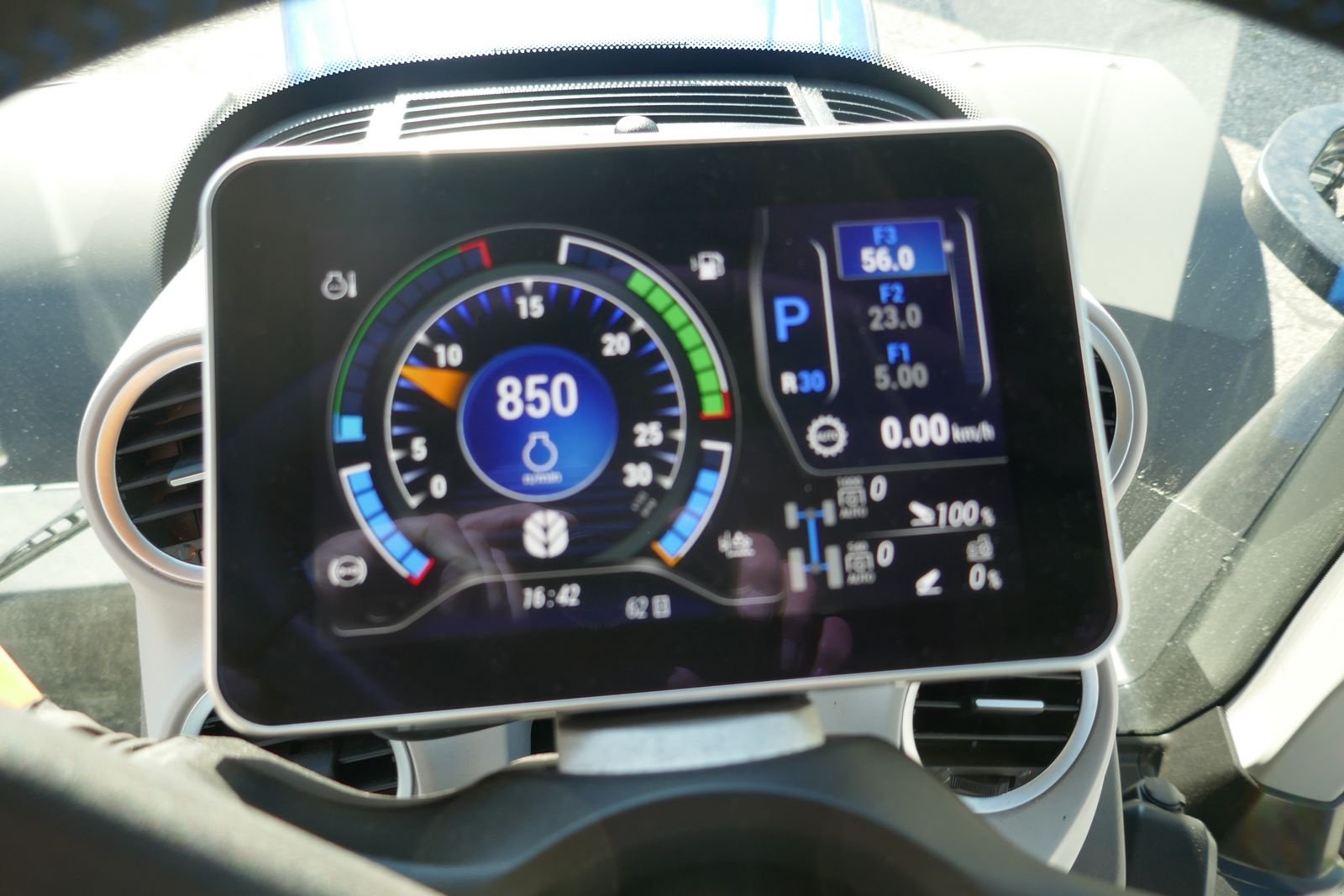 Traktor типа New Holland T7.245 PLM Auto Command, Gebrauchtmaschine в Villach (Фотография 12)