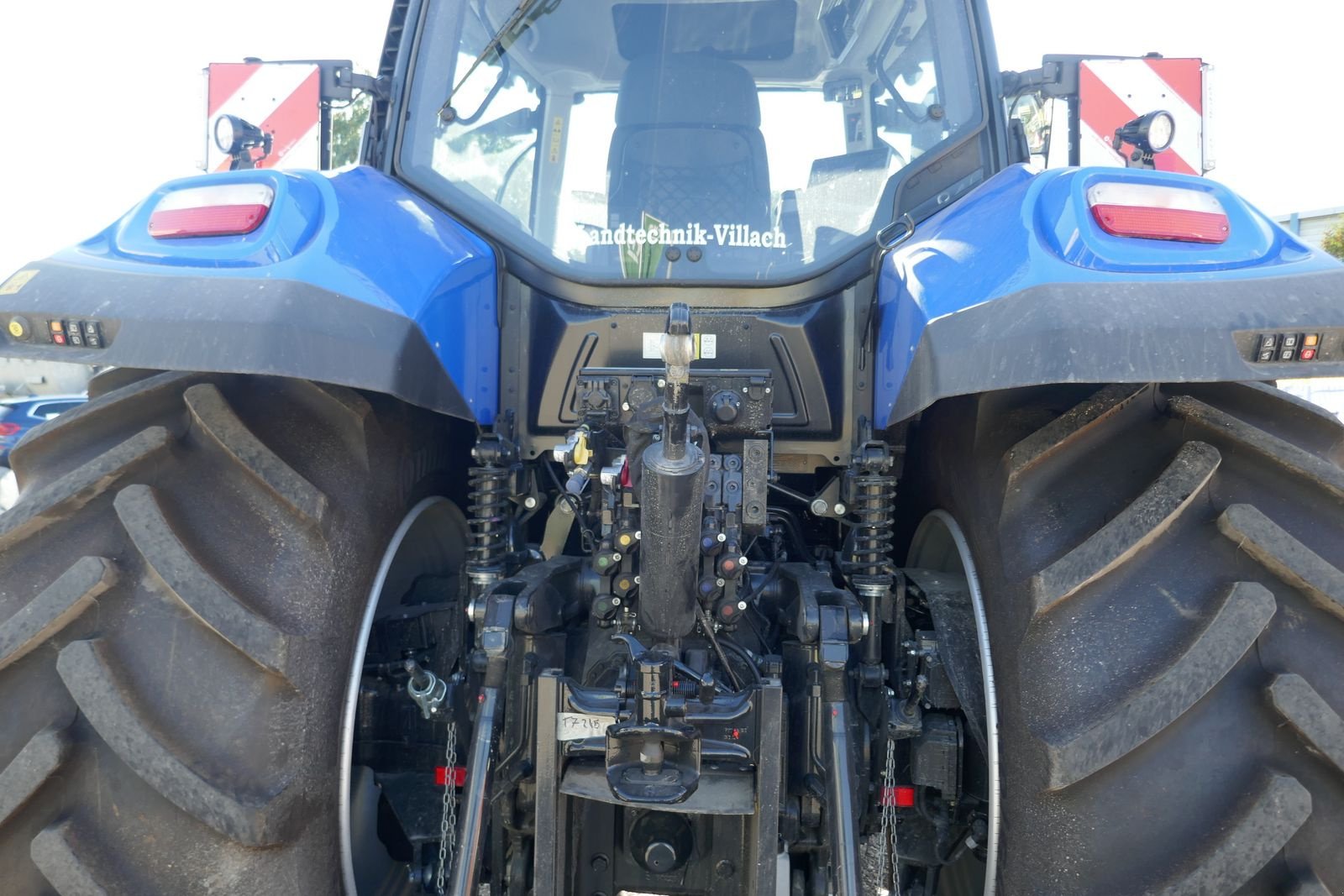 Traktor типа New Holland T7.245 PLM Auto Command, Gebrauchtmaschine в Villach (Фотография 7)