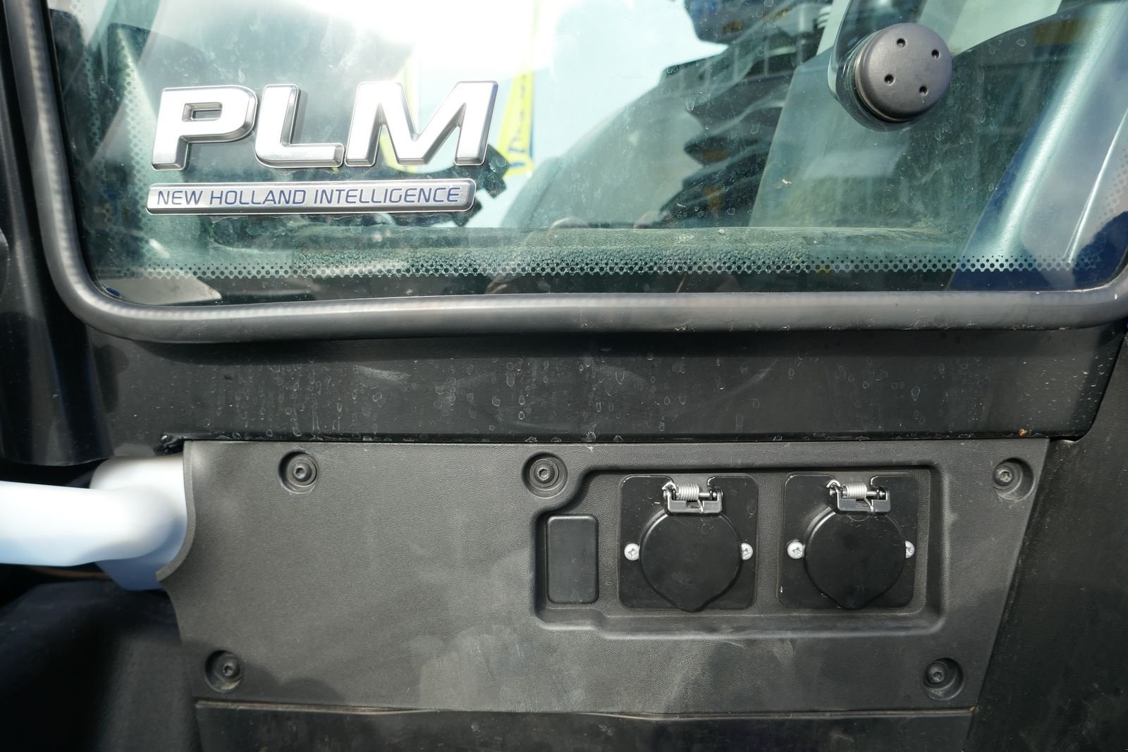Traktor des Typs New Holland T7.245 PLM Auto Command, Neumaschine in Villach (Bild 16)
