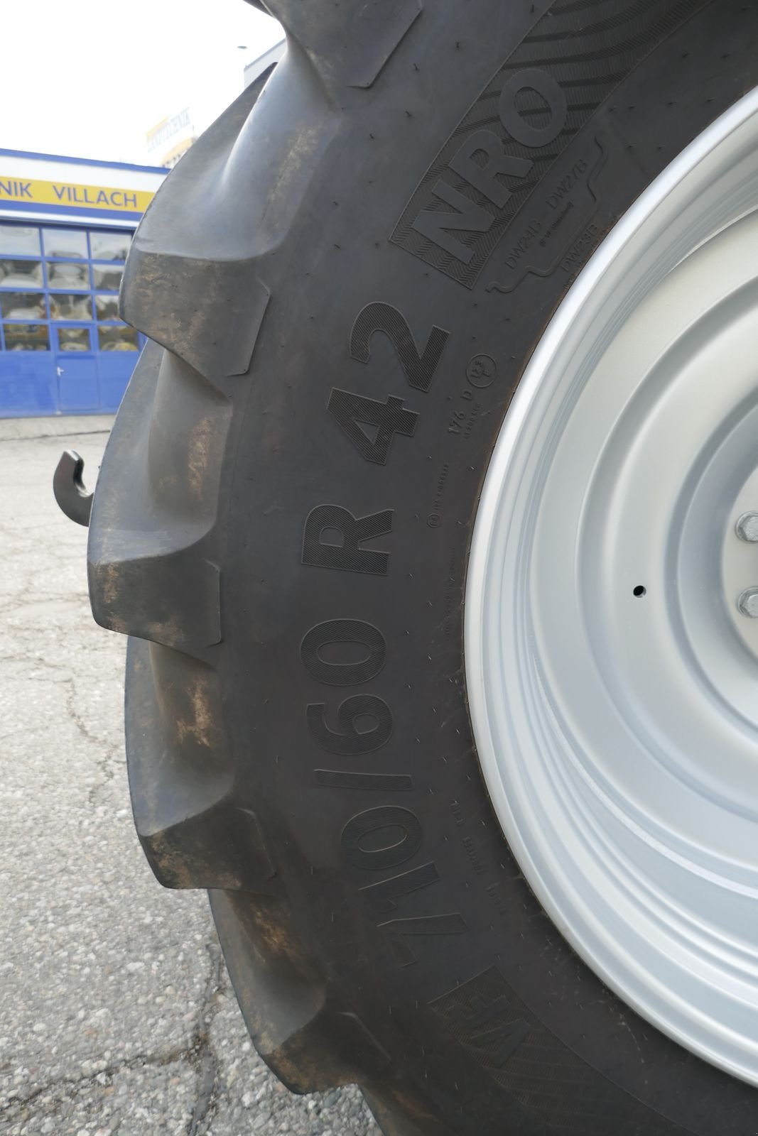 Traktor des Typs New Holland T7.245 PLM Auto Command, Neumaschine in Villach (Bild 9)