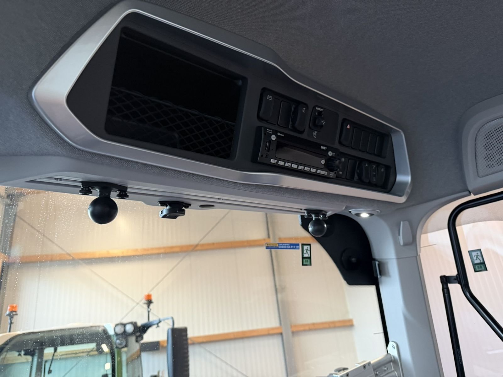 Traktor Türe ait New Holland T7.245 PLM Auto Command, Gebrauchtmaschine içinde Göpfritz (resim 13)