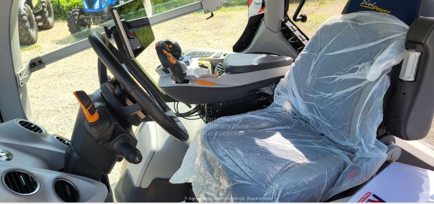 Traktor типа New Holland T7.245 PLMI, Gebrauchtmaschine в MORHANGE (Фотография 4)