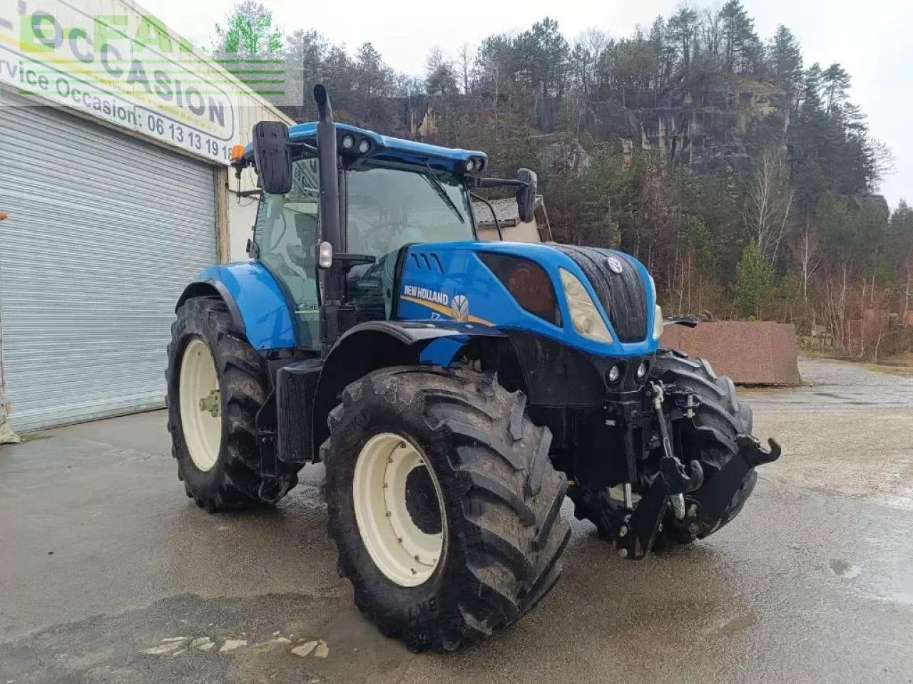 Traktor des Typs New Holland t7245 sw, Gebrauchtmaschine in CHAUVONCOURT (Bild 2)
