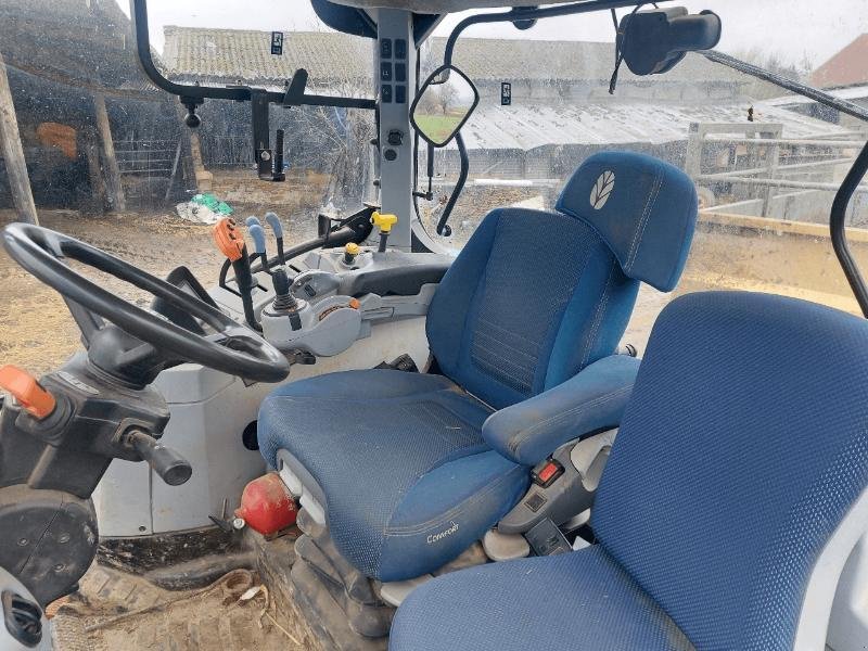 Traktor des Typs New Holland T7.245, Gebrauchtmaschine in VOUZIERS (Bild 11)