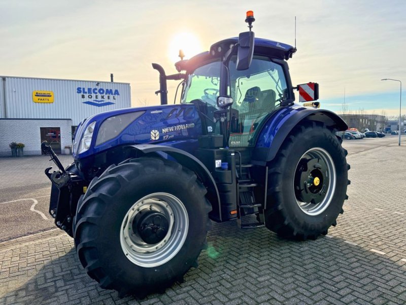 Traktor tip New Holland T7.245AC Gen Blue Power, Neumaschine in BOEKEL