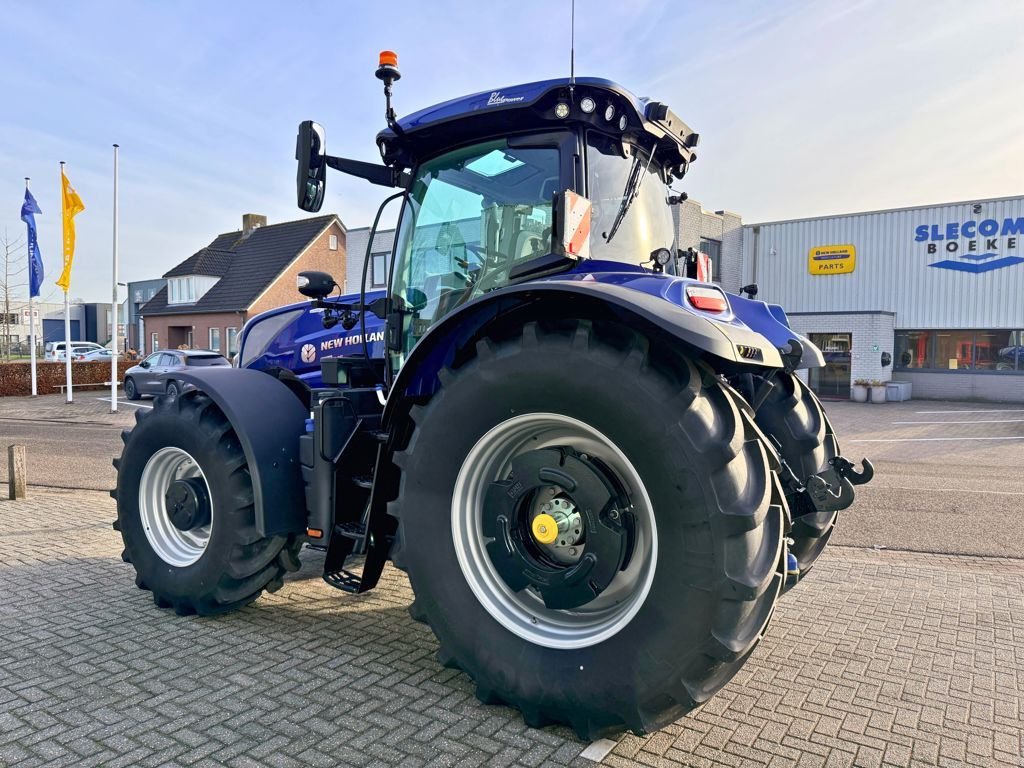 Traktor des Typs New Holland T7.245AC Gen Blue Power, Neumaschine in BOEKEL (Bild 2)