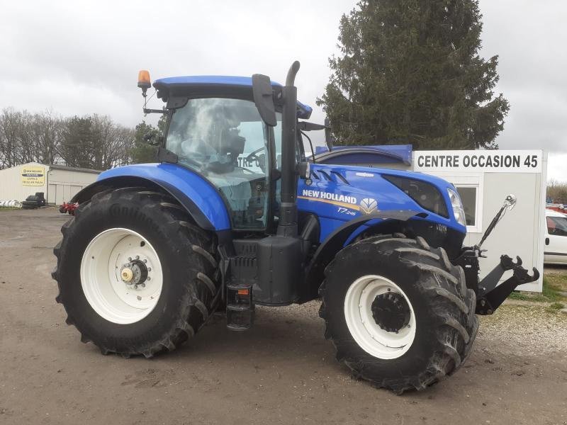 Traktor of the type New Holland T7.245AC, Gebrauchtmaschine in BRAY en Val (Picture 2)