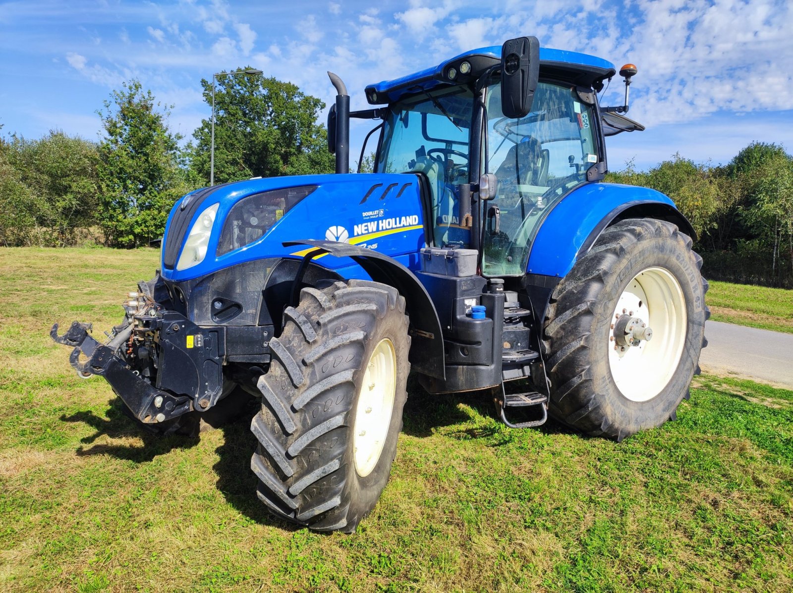 Traktor typu New Holland T7.245PCSWII, Gebrauchtmaschine w Noyen sur Sarthe (Zdjęcie 1)