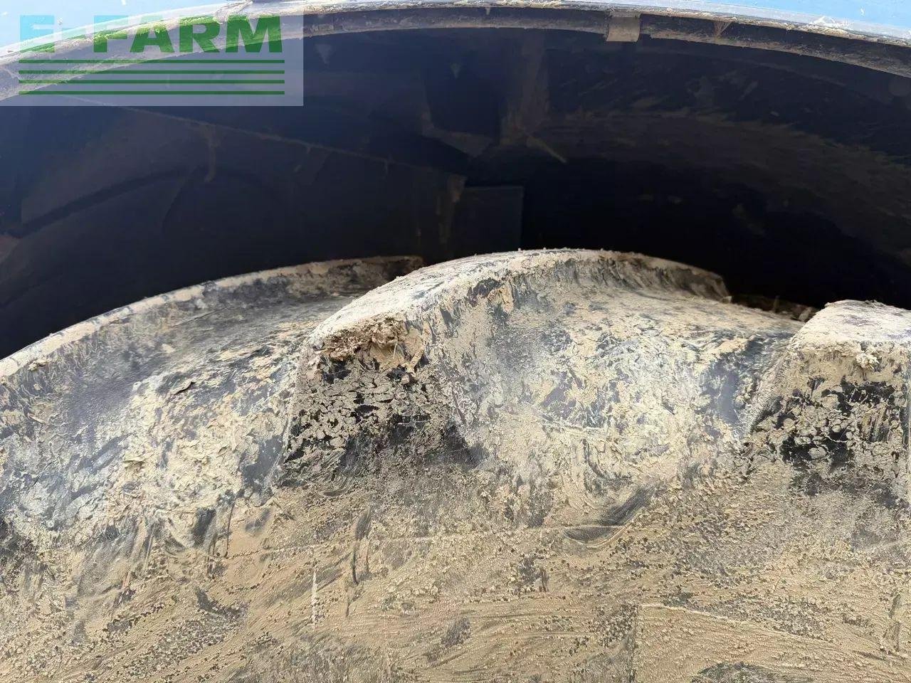 Traktor Türe ait New Holland t7.250 ac, Gebrauchtmaschine içinde CHAUVONCOURT (resim 8)