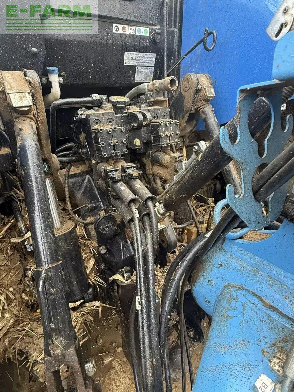 Traktor Türe ait New Holland t7.250 ac, Gebrauchtmaschine içinde CHAUVONCOURT (resim 10)