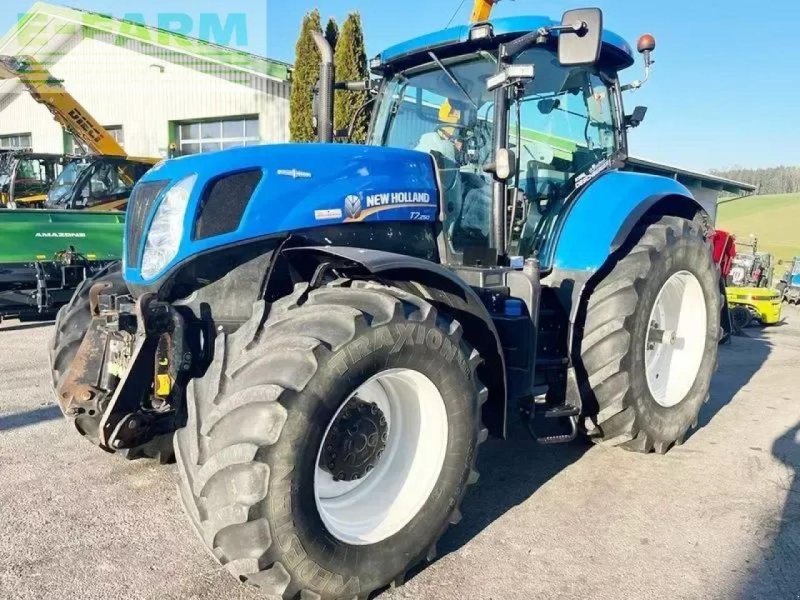 Traktor типа New Holland t7.250 auto command, Gebrauchtmaschine в SANKT MARIENKIRCHEN BEI SCHÄRDING (Фотография 1)