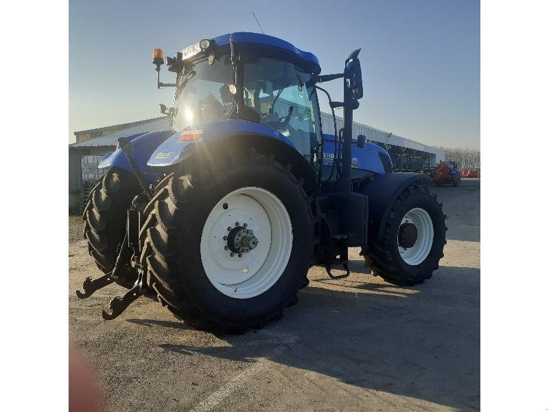 Traktor типа New Holland T7.250 AUTOCOMM., Gebrauchtmaschine в HERLIN LE SEC (Фотография 2)