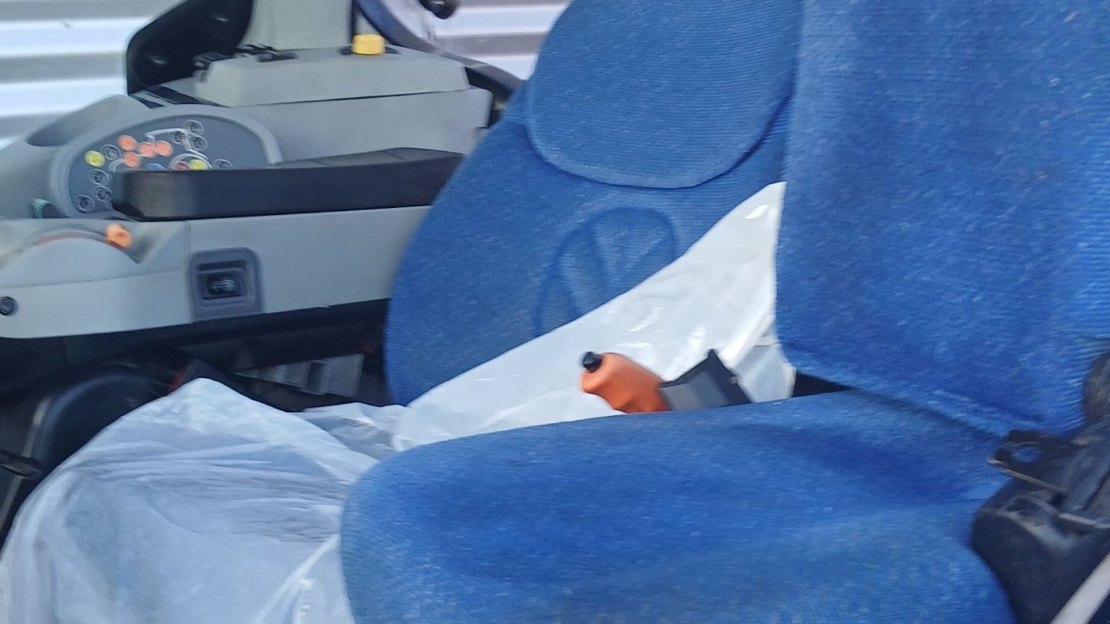 Traktor Türe ait New Holland T7.250 New Holland, Gebrauchtmaschine içinde Bredsten (resim 16)