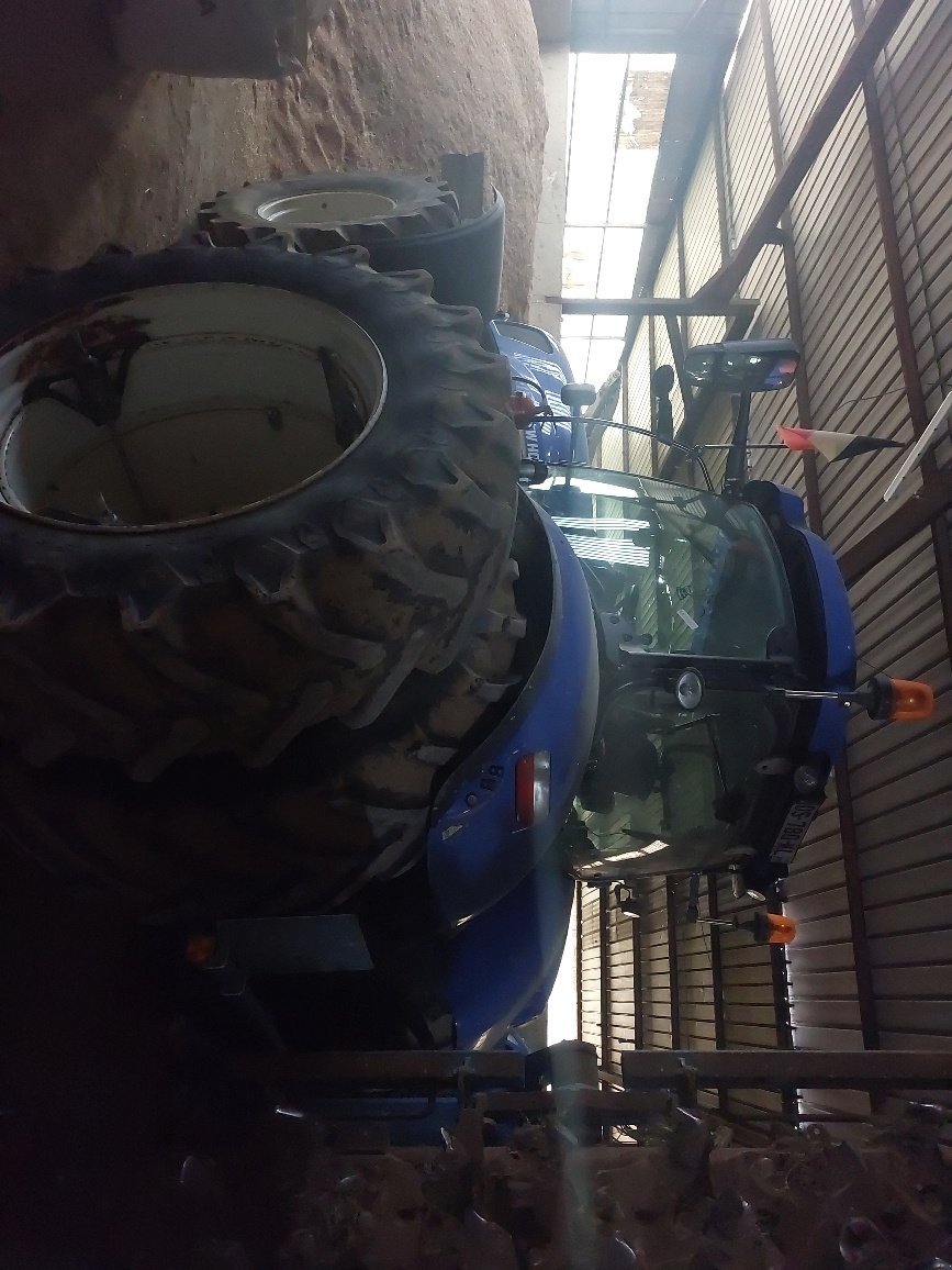 Traktor des Typs New Holland T7.250, Gebrauchtmaschine in Eton (Bild 2)