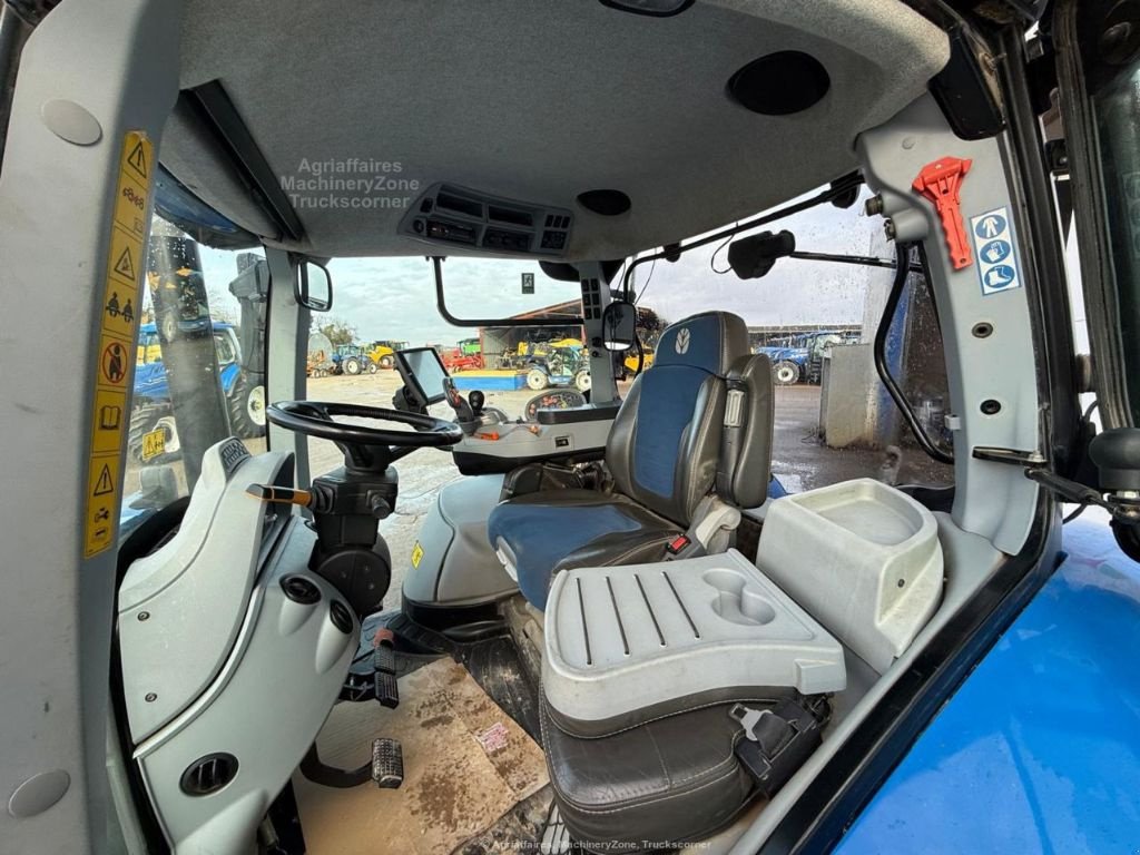 Traktor типа New Holland T7.260 AC, Gebrauchtmaschine в FRESNAY LE COMTE (Фотография 3)