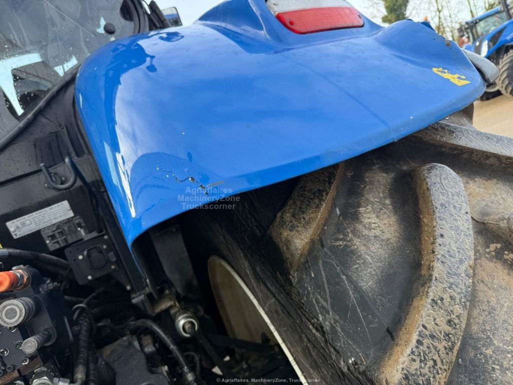 Traktor типа New Holland T7.260 AC, Gebrauchtmaschine в FRESNAY LE COMTE (Фотография 9)