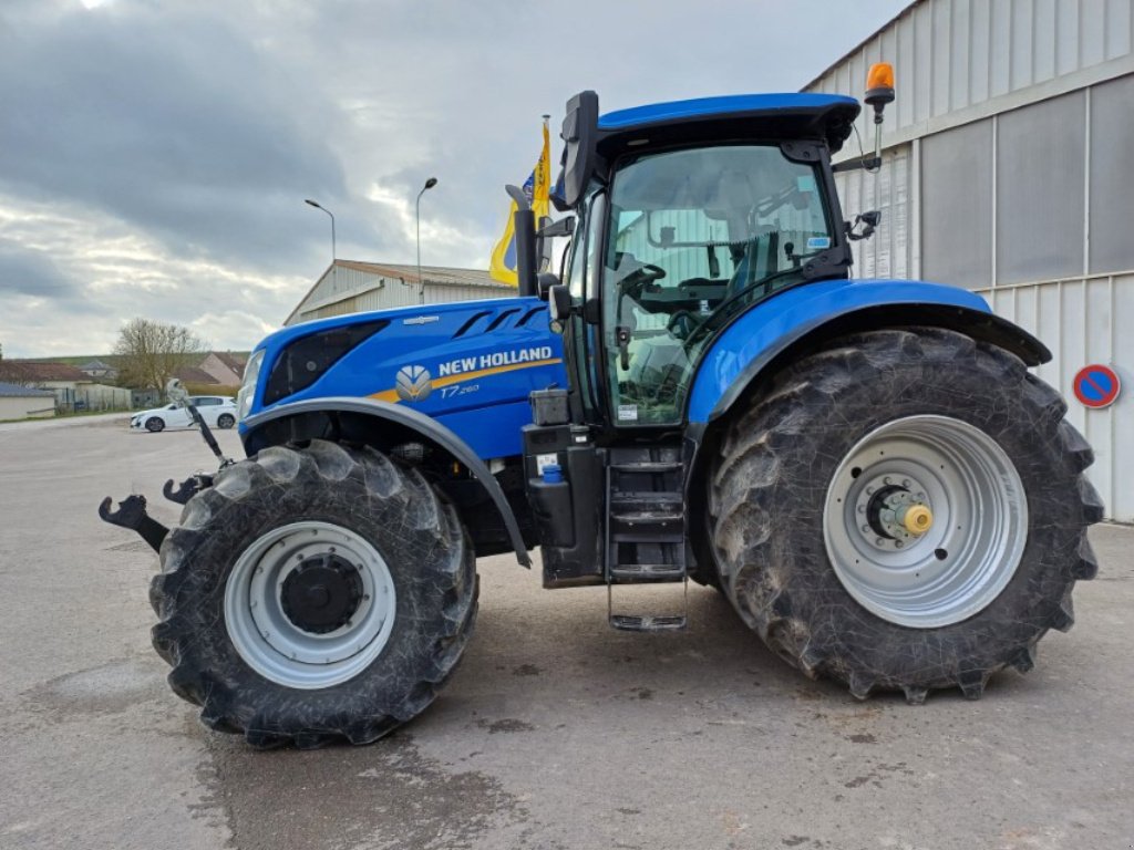Traktor of the type New Holland T7.260 AC, Gebrauchtmaschine in VERT TOULON (Picture 3)