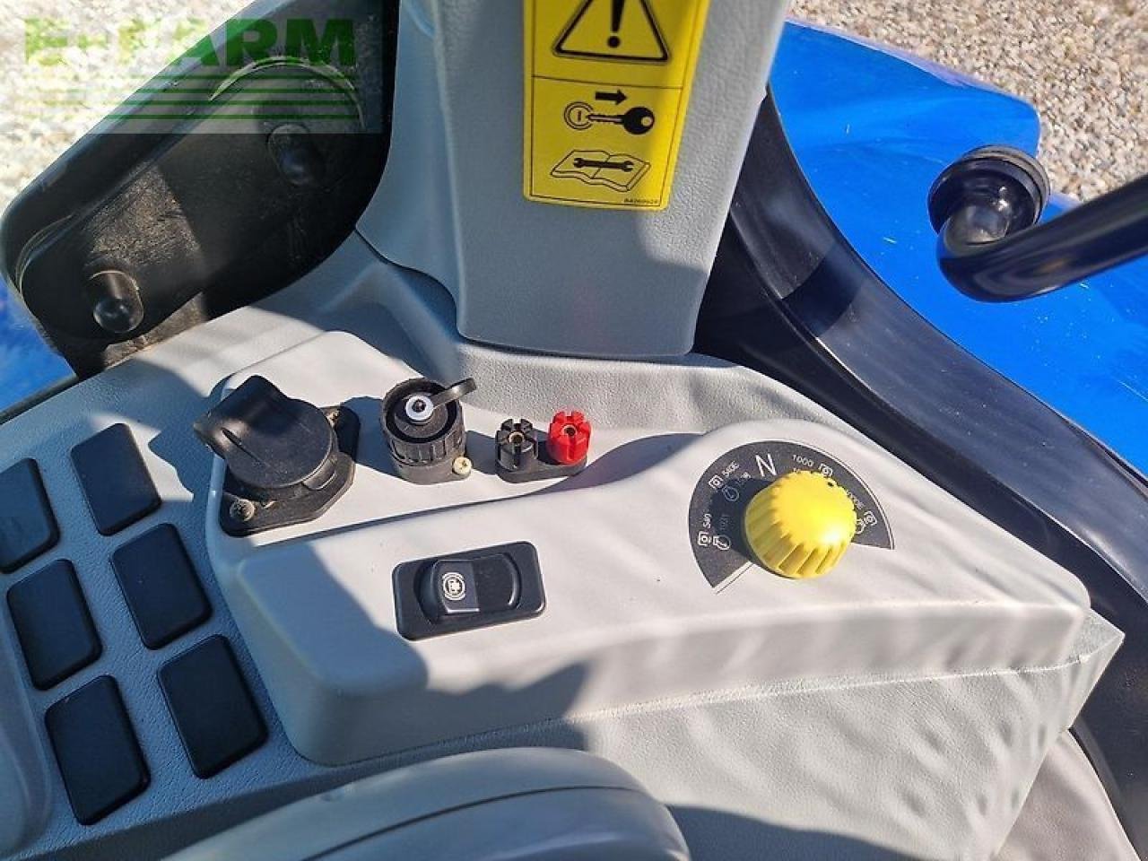 Traktor a típus New Holland t7.260 power command, Gebrauchtmaschine ekkor: ZELOW (Kép 13)