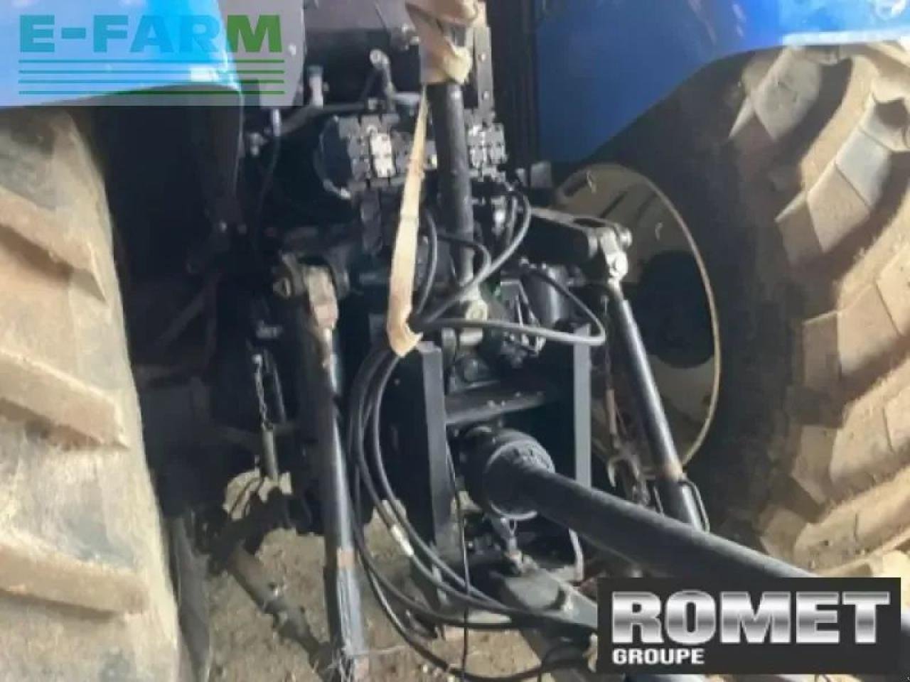 Traktor типа New Holland t7.260, Gebrauchtmaschine в GENNES-SUR-GLAIZE (Фотография 3)