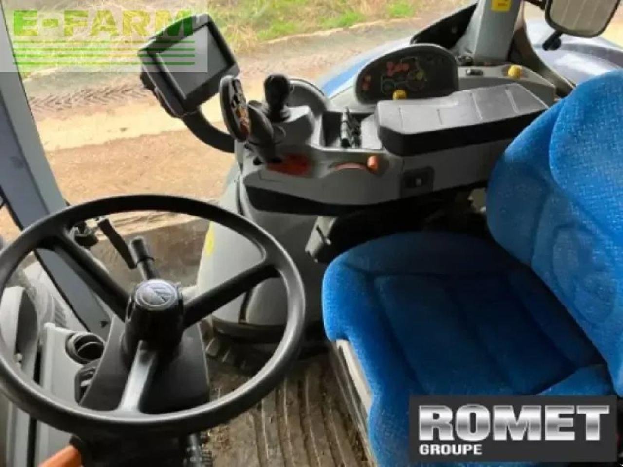 Traktor типа New Holland t7.260, Gebrauchtmaschine в GENNES-SUR-GLAIZE (Фотография 5)