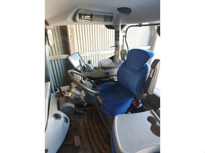 Traktor des Typs New Holland T7.260APC, Gebrauchtmaschine in BRAY en Val (Bild 6)