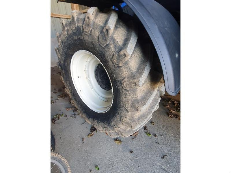 Traktor des Typs New Holland T7.260APC, Gebrauchtmaschine in BRAY en Val (Bild 4)