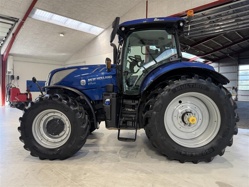 Traktor of the type New Holland T7.270 AC BLUEPOWER KUN 1100 TIMER! MED AUTOSTYRING!, Gebrauchtmaschine in Nørager (Picture 4)