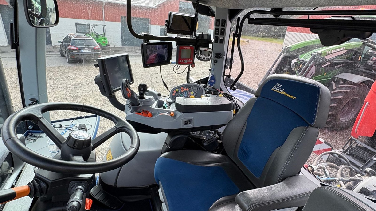 Traktor del tipo New Holland T7.270 AC BLUEPOWER Med RTK GPS, Gebrauchtmaschine In Løgstør (Immagine 12)