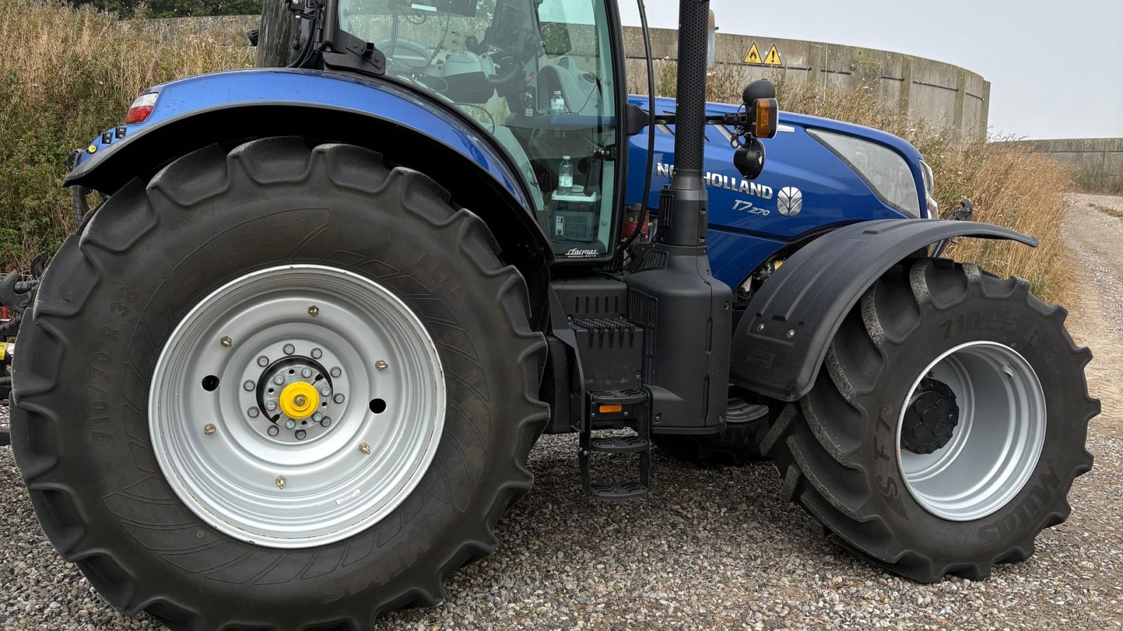 Traktor del tipo New Holland T7.270 AC BLUEPOWER Med RTK GPS, Gebrauchtmaschine In Løgstør (Immagine 2)