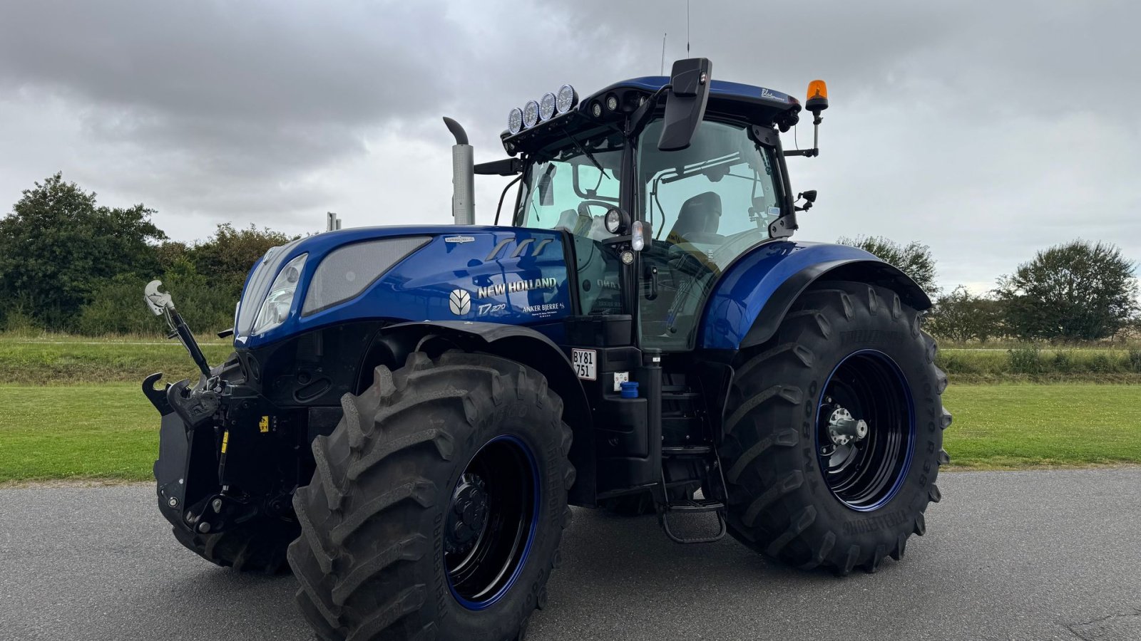 Traktor typu New Holland T7.270 AC BLUEPOWER, Gebrauchtmaschine v Holstebro (Obrázek 1)