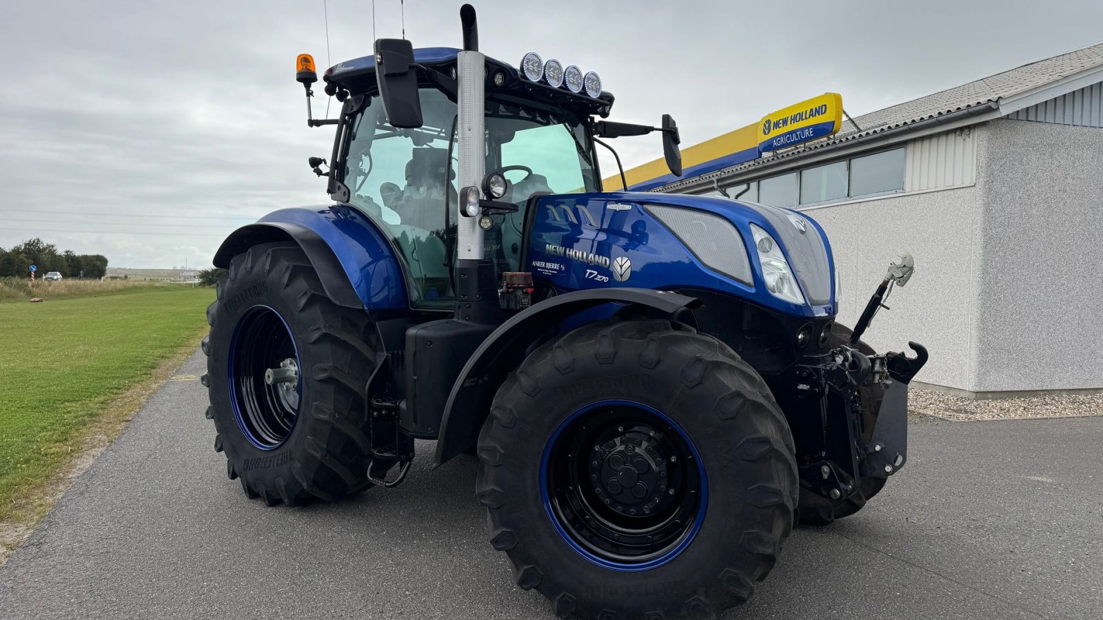Traktor typu New Holland T7.270 AC BLUEPOWER, Gebrauchtmaschine v Holstebro (Obrázek 2)