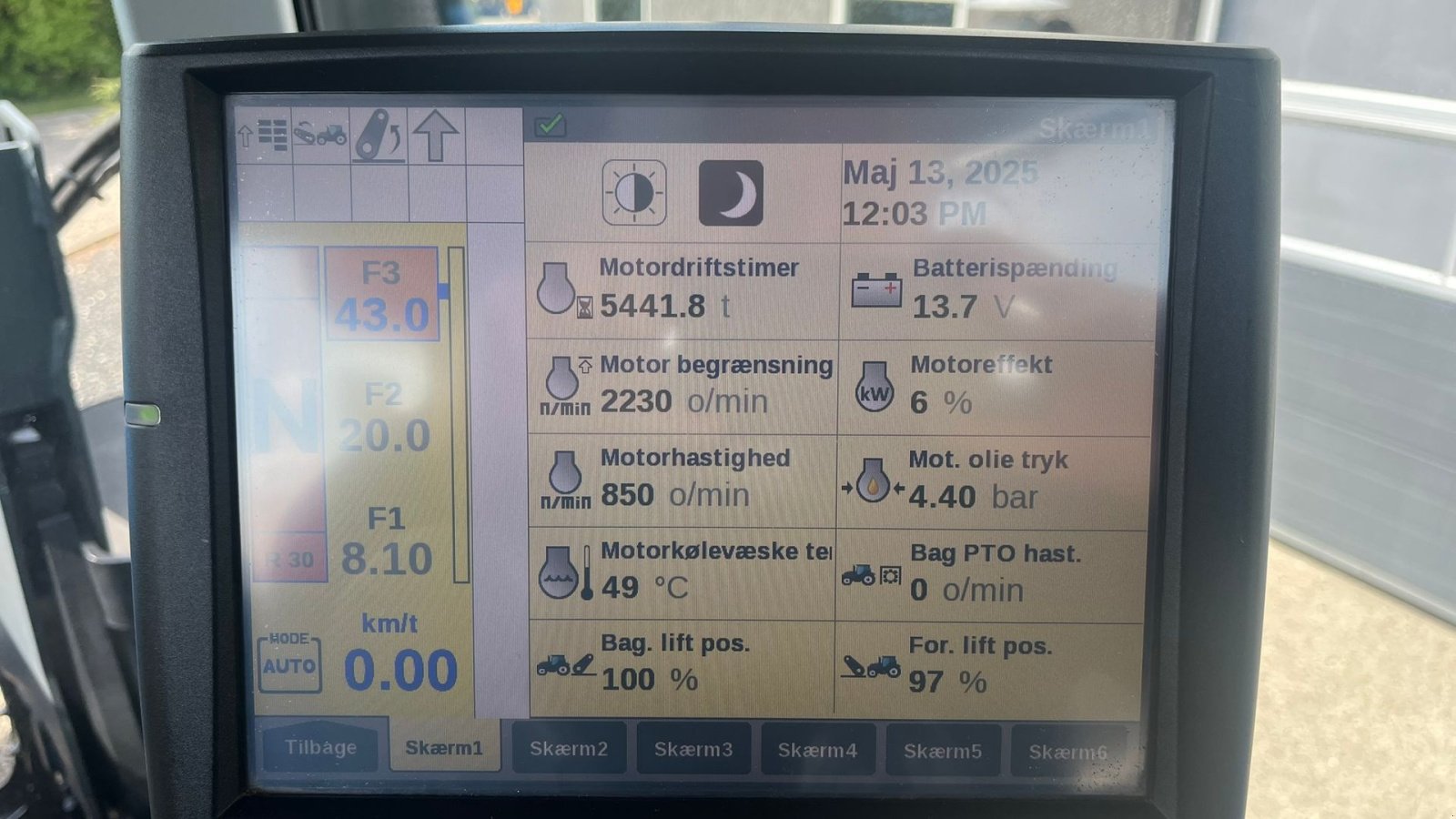Traktor typu New Holland T7.270 AC med frontlift og frontlæsser. Den kan også købes uden frontlæsser., Gebrauchtmaschine v Lintrup (Obrázek 13)