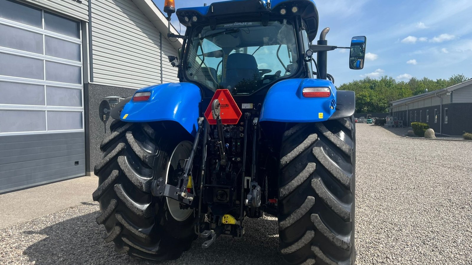 Traktor typu New Holland T7.270 AC med frontlift og frontlæsser. Den kan også købes uden frontlæsser., Gebrauchtmaschine v Lintrup (Obrázek 21)