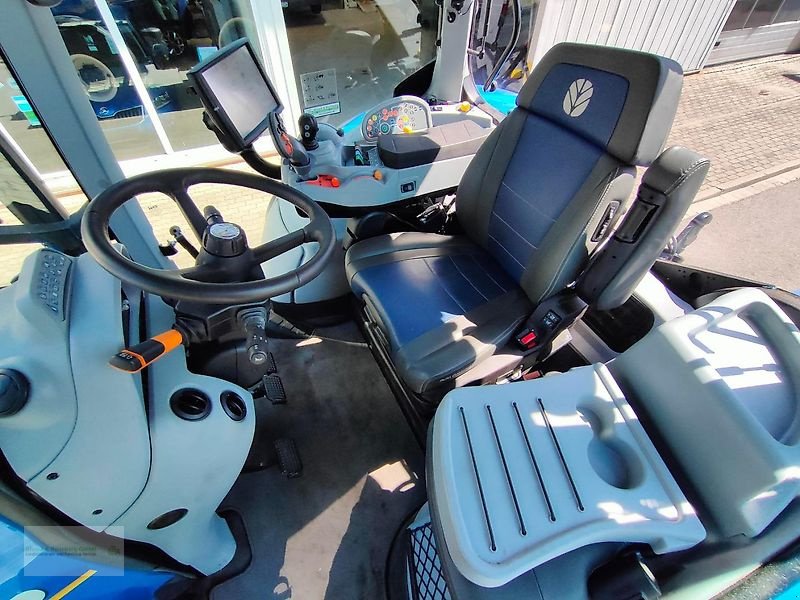 Traktor typu New Holland T7.270 AC mit GPS-Spurführungssystem, Vorführmaschine v Genthin (Obrázek 8)