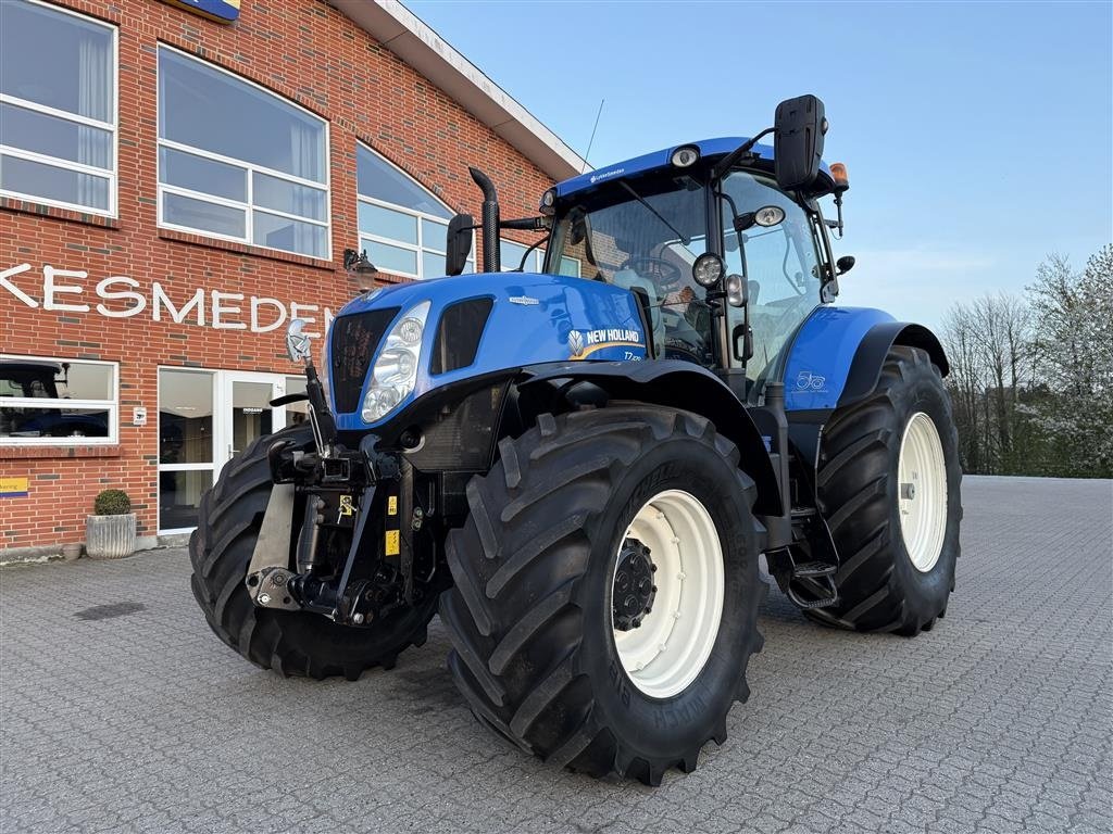 Traktor des Typs New Holland T7.270 AC, Gebrauchtmaschine in Gjerlev J. (Bild 2)