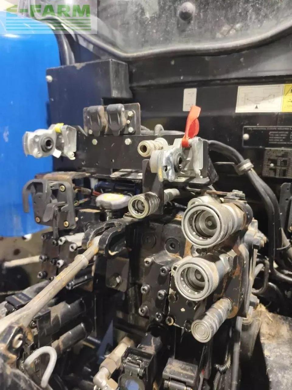 Traktor za tip New Holland t7.270 ac, Gebrauchtmaschine u CHAUVONCOURT (Slika 3)