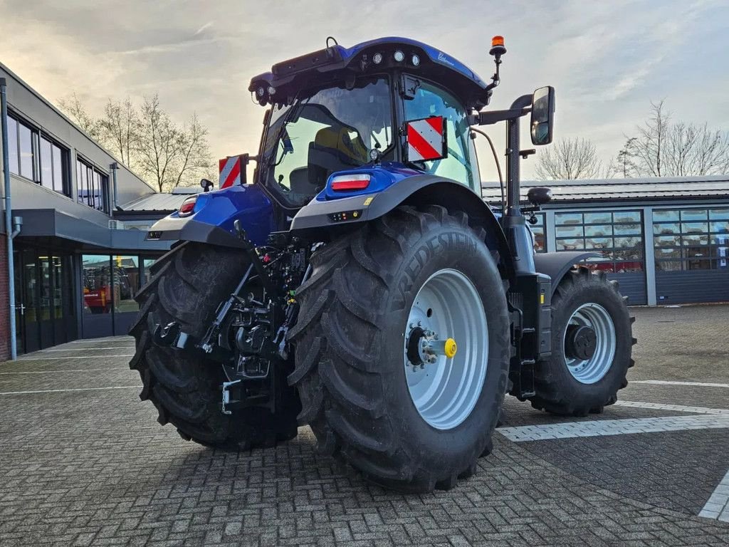 Traktor of the type New Holland T7.270 AutoCommand Gen, Gebrauchtmaschine in BENNEKOM (Picture 3)