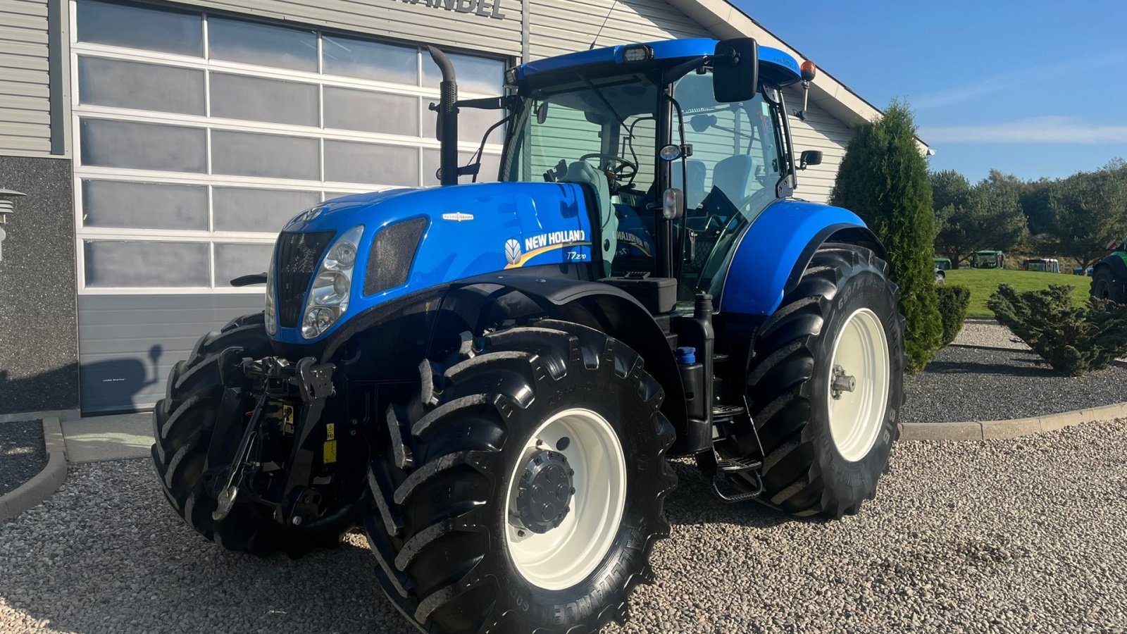 Traktor typu New Holland T7.270 AutoCommand med frontlift, Gebrauchtmaschine v Lintrup (Obrázek 2)