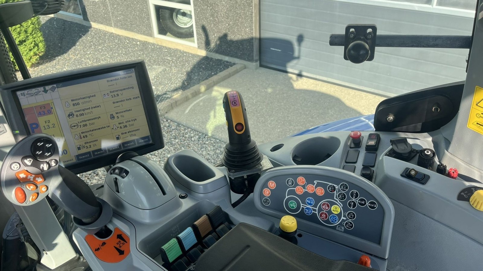 Traktor typu New Holland T7.270 AutoCommand med frontlift, Gebrauchtmaschine v Lintrup (Obrázek 9)